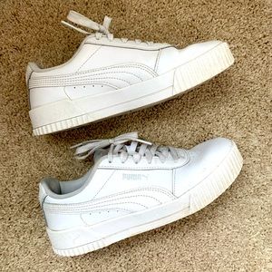 Puma Ladies Carina shoes WHITE size 7